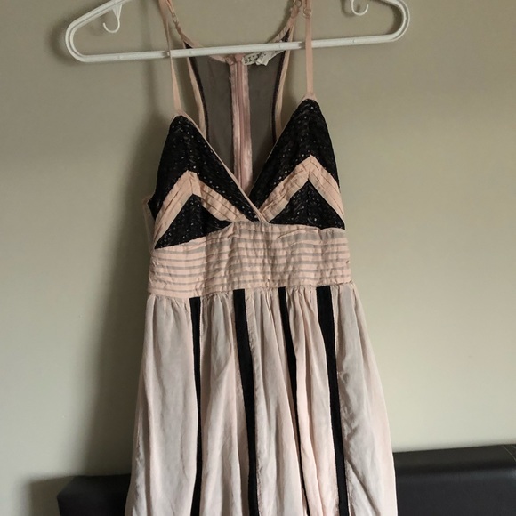 Billabong sundress - Picture 6 of 6